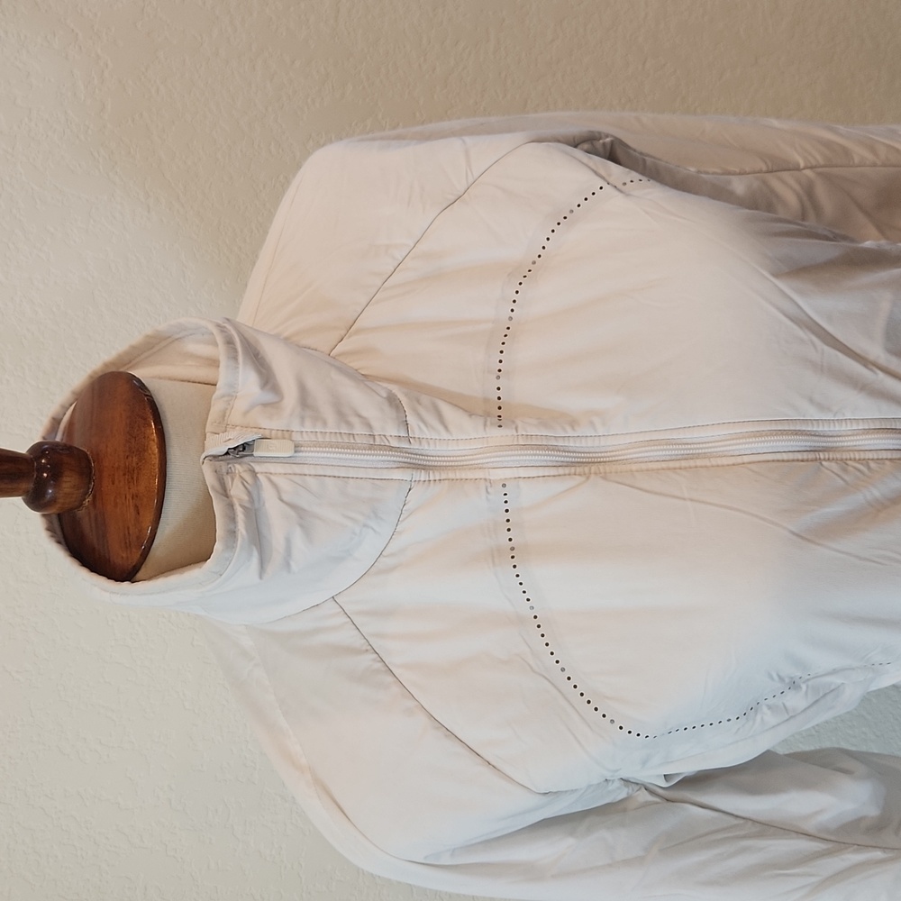 Lululemon Run For Cold Primaloft Jacket - image 3